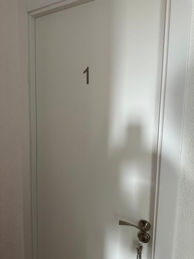 El Gengo Hostel Μαδρίτη Εξωτερικό φωτογραφία