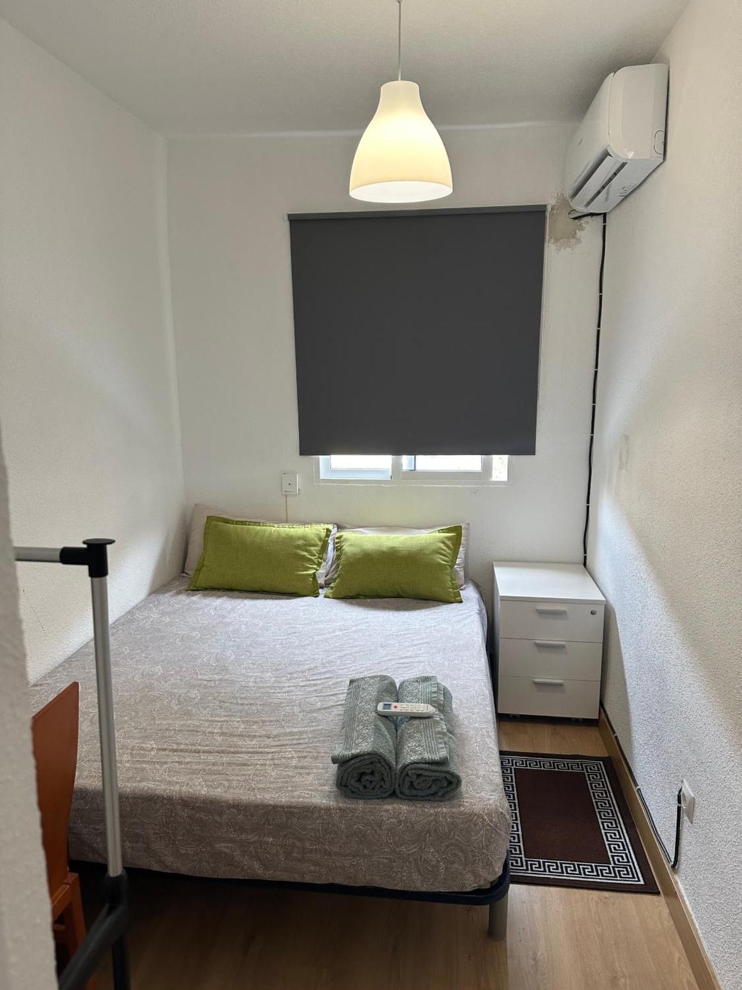 El Gengo Hostel Μαδρίτη Εξωτερικό φωτογραφία